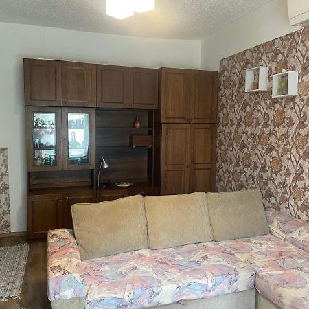 Frendlen Metsa Apartment Parnu Bagian luar foto